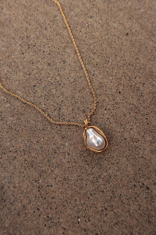 Jolene Necklace